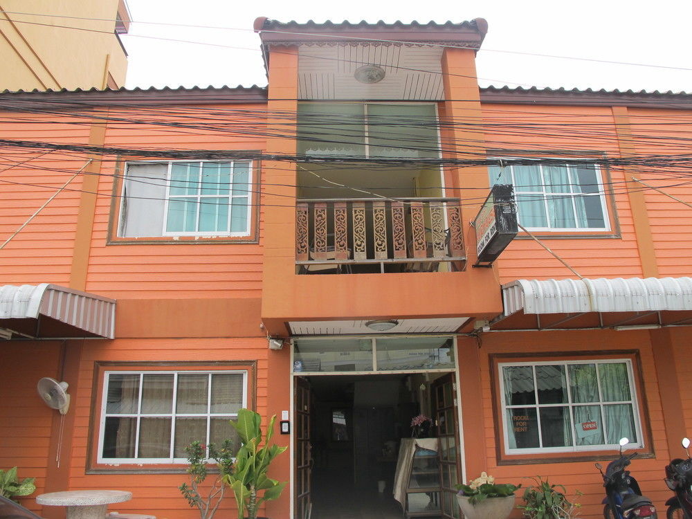 Hotel Aura House Pattaya Zewnętrze zdjęcie