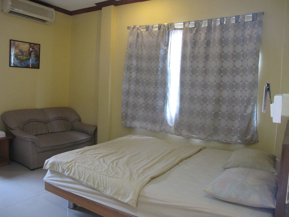 Hotel Aura House Pattaya Zewnętrze zdjęcie